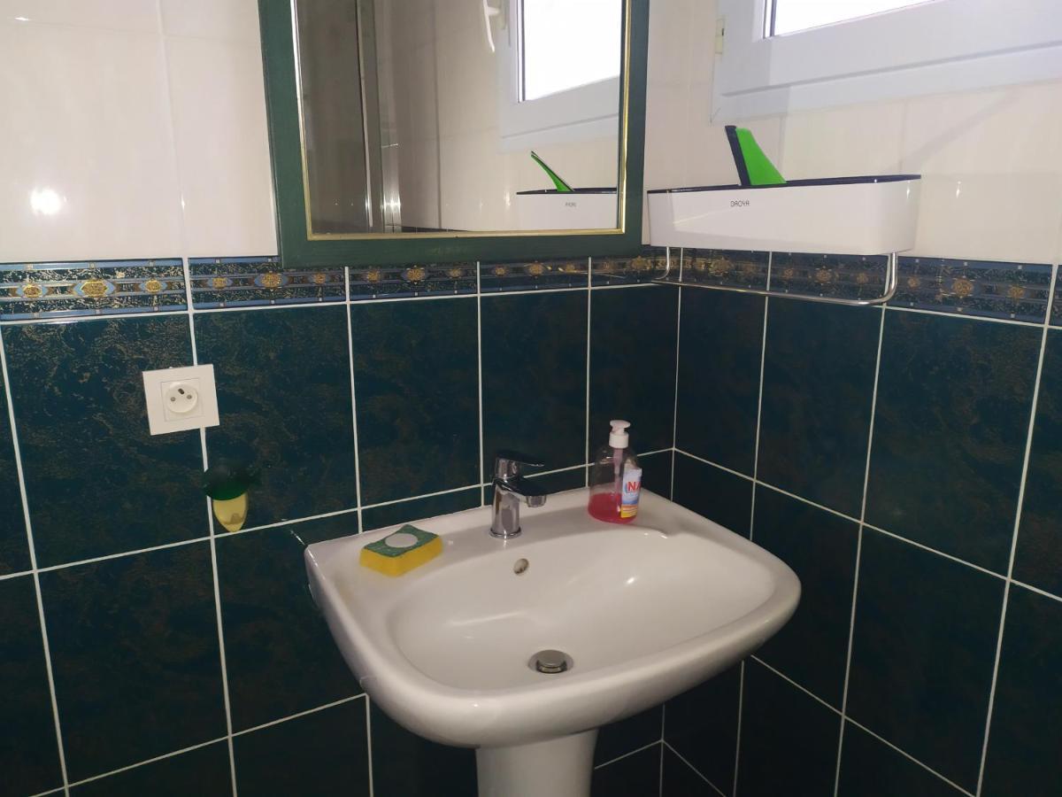 Apartamento Chez Fabienne T1 Le Breuil-sur-Couze Exterior foto