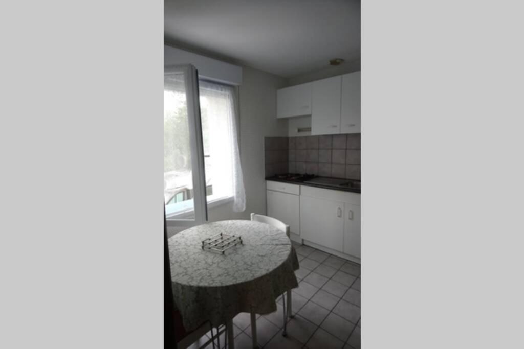 Apartamento Chez Fabienne T1 Le Breuil-sur-Couze Exterior foto